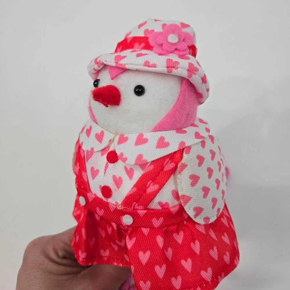 Target Featherly Friends Tulip & Sweet Pea Birds Pink And White Hearts Sprinkles
